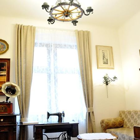 Traditional Slovak Apartment براتسيلافا المظهر الخارجي الصورة