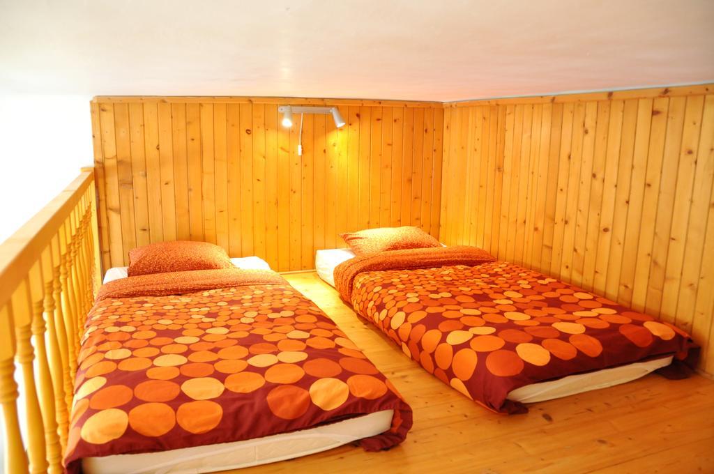Traditional Slovak Apartment براتسيلافا المظهر الخارجي الصورة